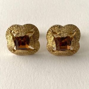 Vintage Elegant Starburst 70s gold brushed tone amber rhinestones cuff links